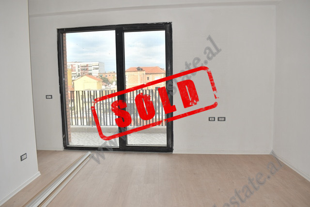 Studio apartment for sale near Shkolla e Kuqe in Tirana, Albania